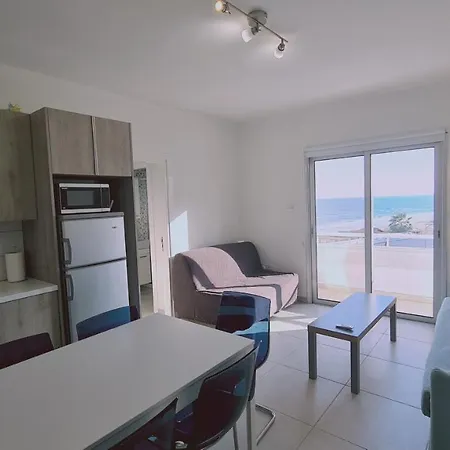 Stay Beach Wave Apartment Larnaca Exterior photo